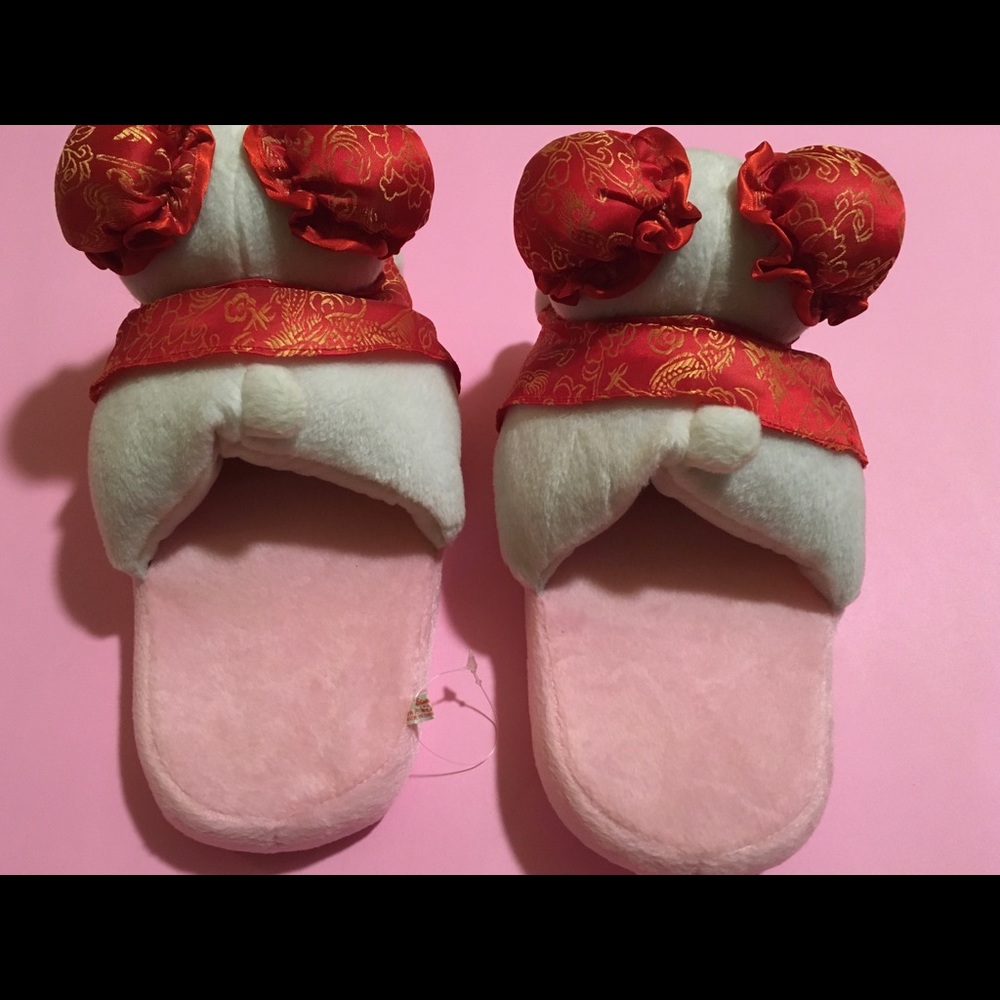 ✨BRAND NEW✨ HELLO KITTY SLIPPERS HOUSE SHOES EARLY 2000's Y2K - Picture 3 of 7